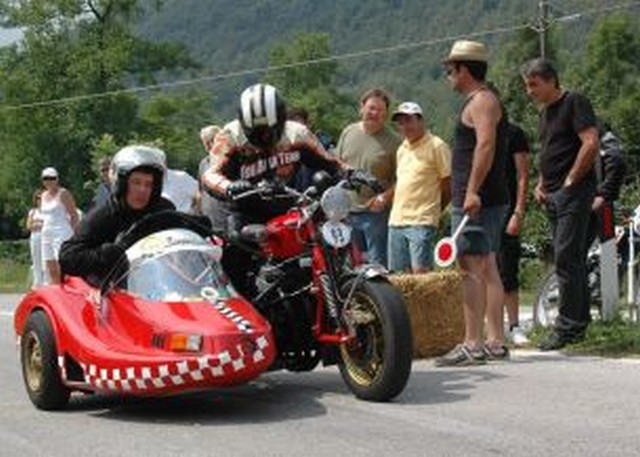 montemale moto storiche in salita 09 1.JPG